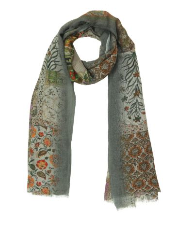 Elegant scarf with several minimal printed patches
